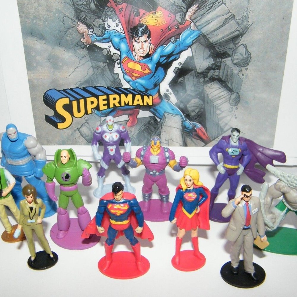 Superman Figure Set of 13 with Supergirl, Doomsday, Jimmy Olsen, Lex Luthor Etc